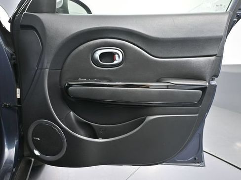 Used 2014 Kia Soul ! w/ Sun & Sound Package FWD image 40