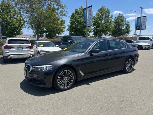 Used 2019 BMW 530e xDrive w/ Convenience Package AWD/4WD image 5