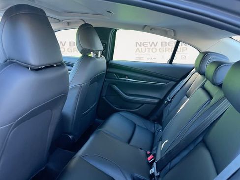 New 2026 MAZDA MAZDA3 2.5 S Sedan w/ Preferred Pkg FWD image 13