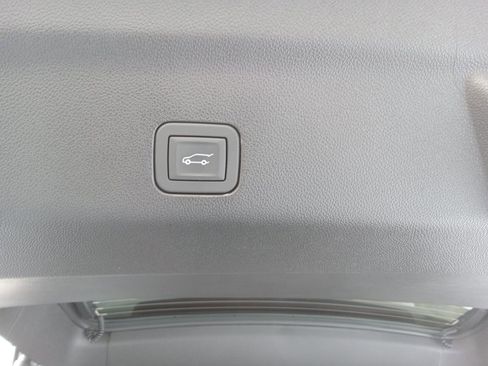 Used 2026 Cadillac Escalade Platinum Sport w/ LPO, ONYX Package image 29