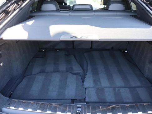 Used 2024 BMW X6 xDrive40i w/ Executive Package image 25