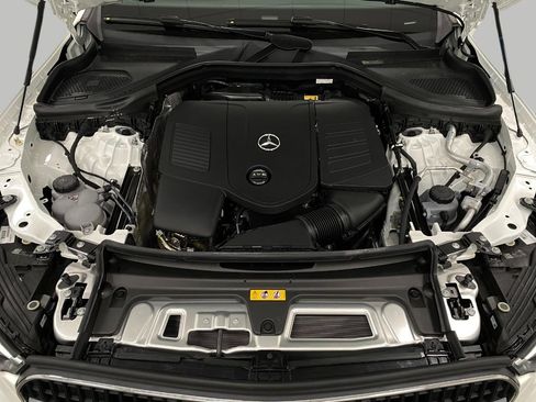 New 2026 Mercedes-Benz GLC 300 4MATIC image 11