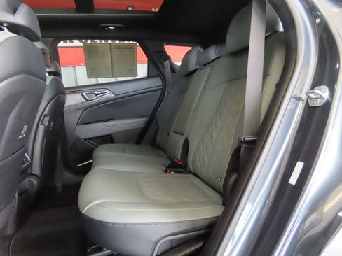 Used 2023 Kia Sportage X-Line w/ X-Line Premium Package image 32