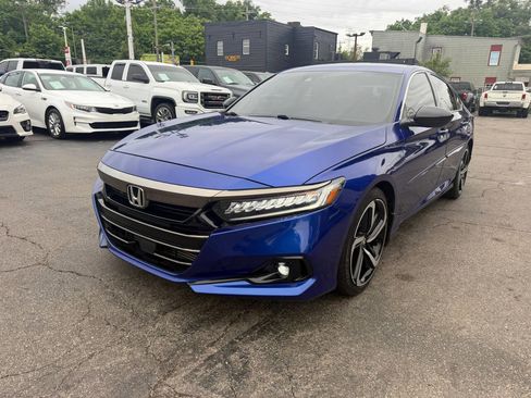 Used 2021 Honda Accord Sport Special Edition image 4