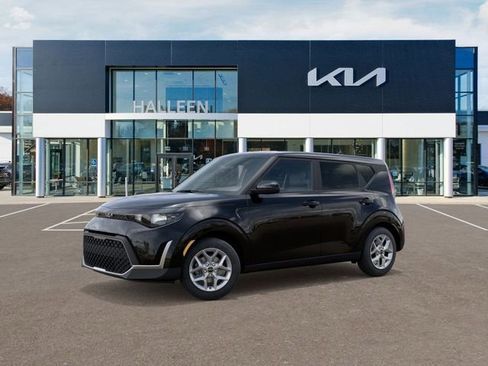 New 2025 Kia Soul LX image 3