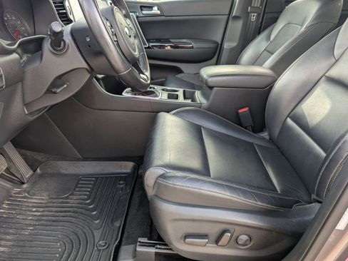 Used 2018 Kia Sportage EX AWD/4WD image 15
