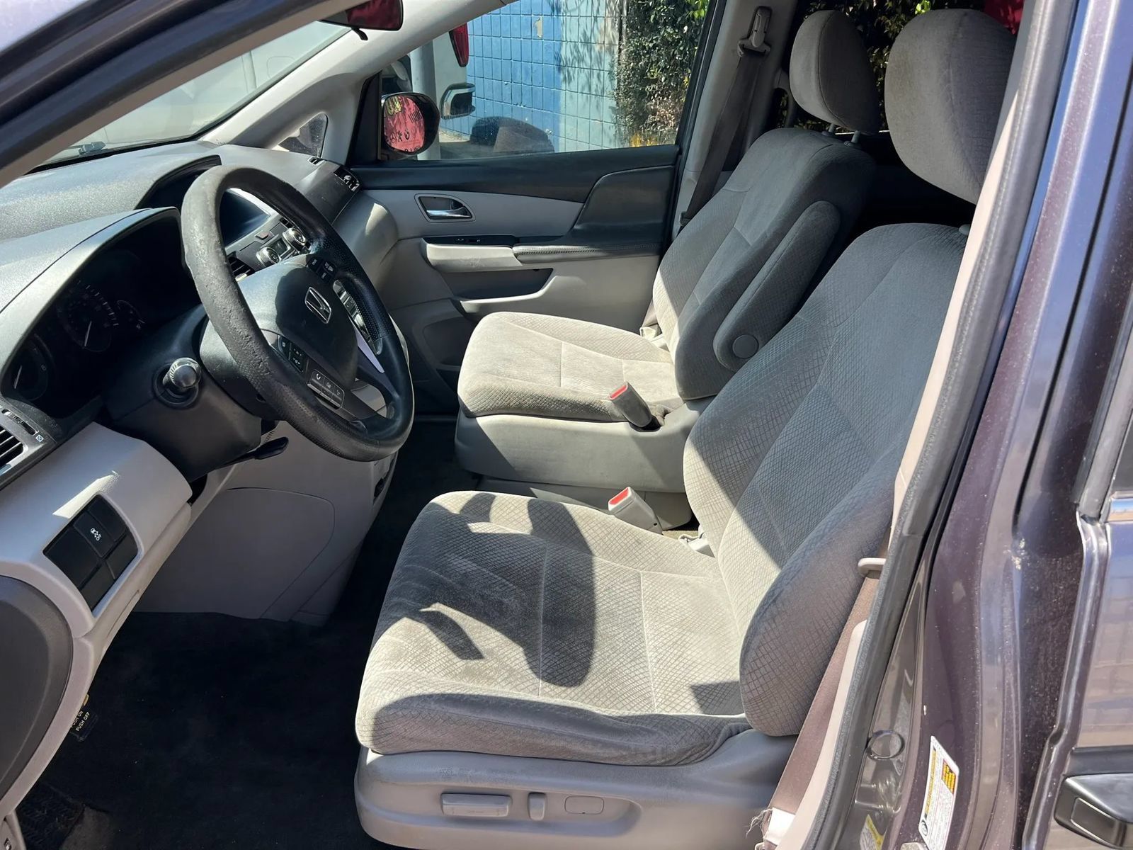 Used 2016 Honda Odyssey LX image 8