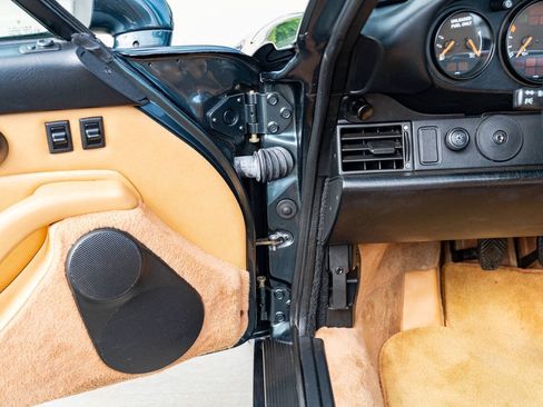 Used 1995 Porsche 911 Cabriolet image 54
