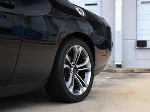 Used 2021 Dodge Challenger R/T RWD image 43