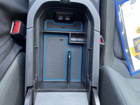 Used 2025 Toyota RAV4 XLE w/ Convenience Package AWD/4WD image 11