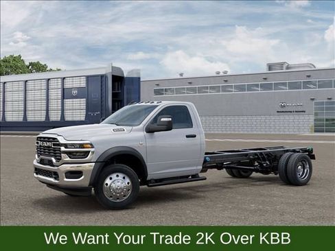 New 2026 RAM 5500 Tradesman AWD/4WD image 2