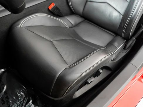 Used 2021 Chevrolet Corvette Stingray Convertible w/ Battery Protection Package image 29