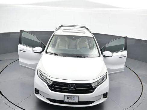 Certified 2023 Honda Odyssey EX-L image 48