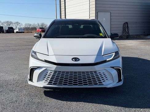 Used 2025 Toyota Camry XSE image 10