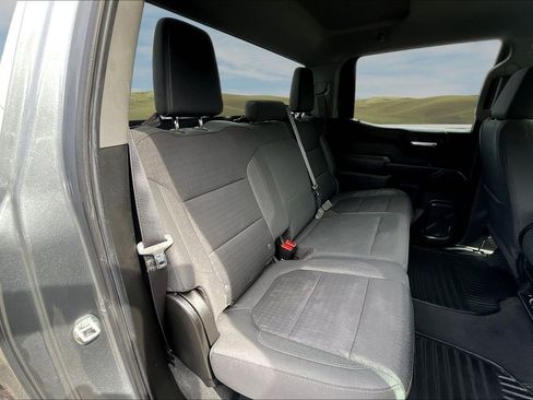 Used 2021 Chevrolet Silverado 1500 LT image 17