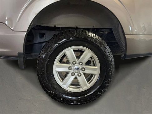 Used 2023 Ford F150 XLT image 17