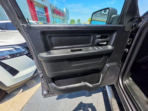 Used 2022 RAM 1500 Tradesman w/ Tradesman SXT Package RWD image 12