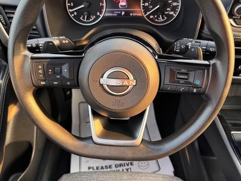 Used 2023 Nissan Rogue SV FWD image 24