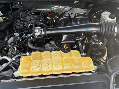 Used 2018 Ford F150 XLT RWD image 14