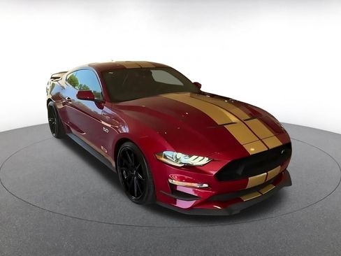 Used 2022 Ford Mustang GT Premium w/ GT Performance Package RWD image 3
