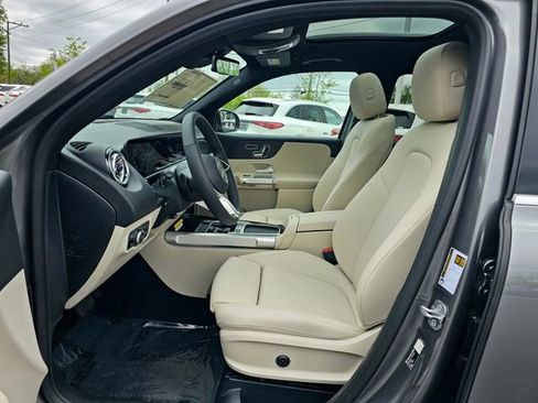 New 2026 Mercedes-Benz GLB 250 4MATIC image 16