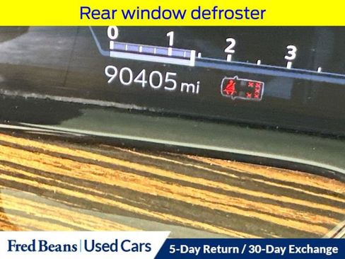 Used 2023 Cadillac Escalade ESV Premium Luxury AWD/4WD image 15