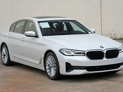 Used 2021 BMW 530i w/ Convenience Package RWD image 56