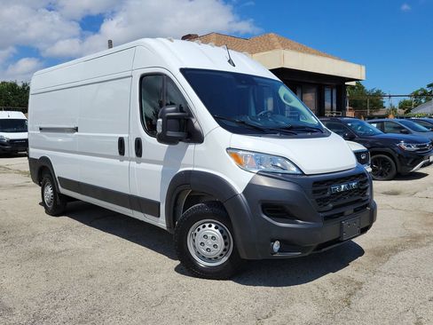 Used 2025 RAM ProMaster 2500 w/ Convenience Group FWD image 1