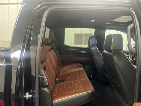 Used 2023 GMC Sierra 1500 Denali Ultimate AWD/4WD image 10