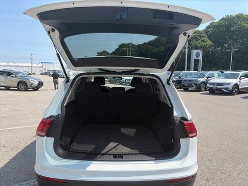 Used 2021 Volkswagen Tiguan S AWD/4WD image 8