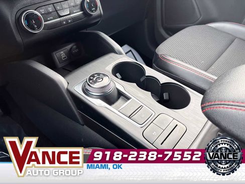 Used 2025 Ford Escape ST-Line AWD/4WD image 21