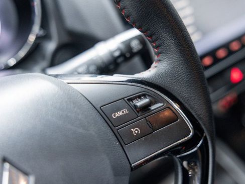 Used 2024 Mitsubishi Outlander Sport LE image 14