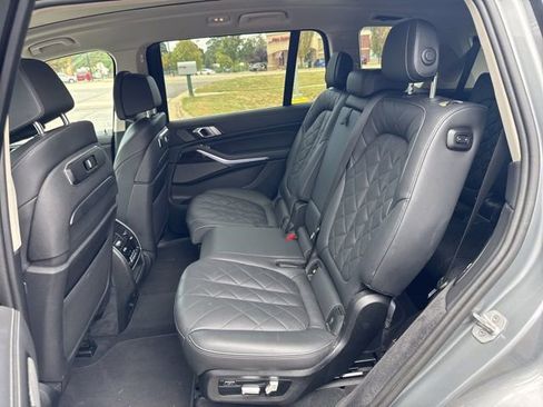 Used 2024 BMW X7 xDrive40i image 22