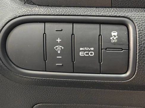 Used 2016 Kia Forte LX FWD image 8