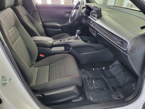 Used 2023 Honda HR-V Sport image 15