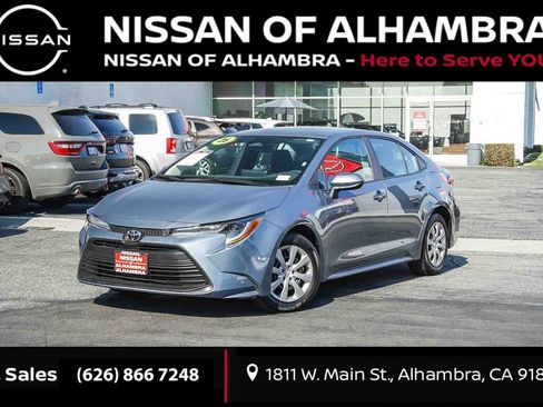 Used 2026 Toyota Corolla LE FWD image 1