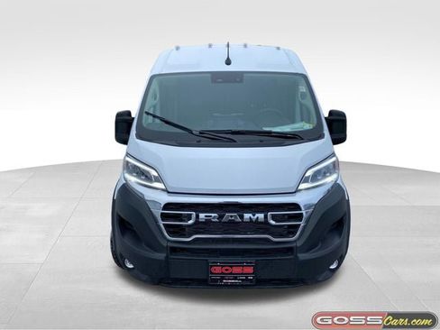 New 2026 RAM ProMaster 2500 w/ Quick Order Package 22G SLT image 2