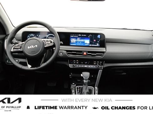 New 2026 Kia Seltos EX AWD/4WD image 17