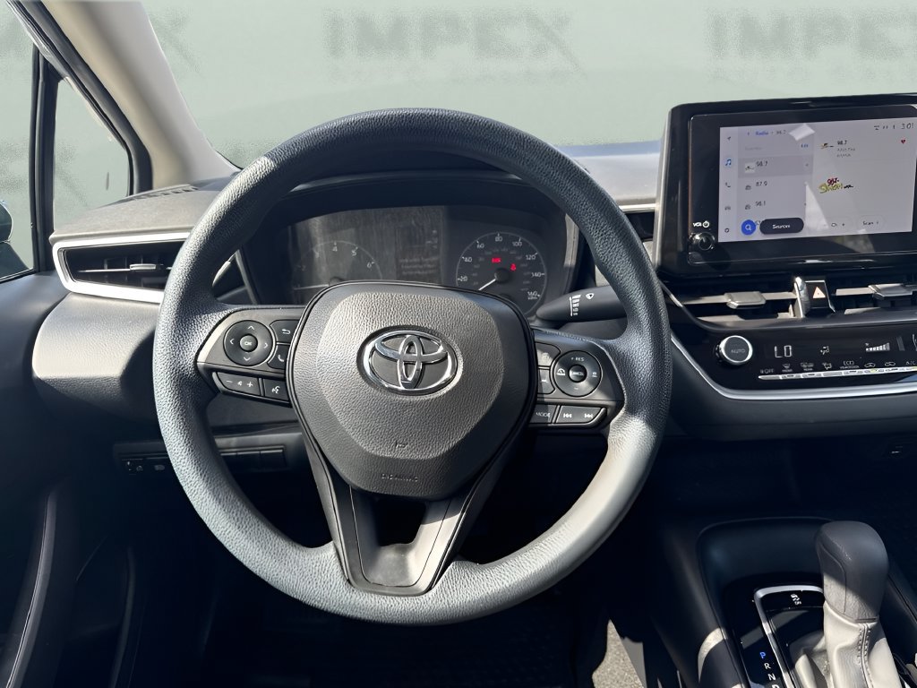 Used 2024 Toyota Corolla LE w/ LE Convenience Package FWD image 12