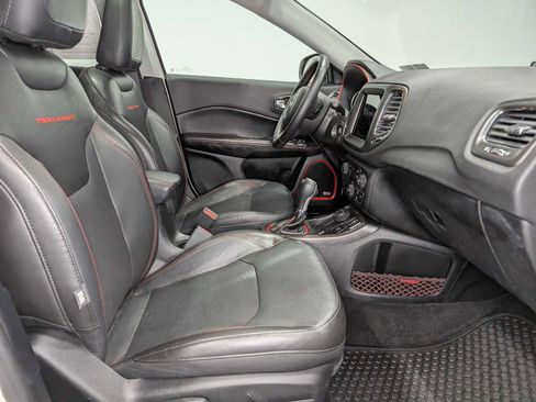 Used 2018 Jeep Compass Trailhawk w/ Leather Interior Group image 43