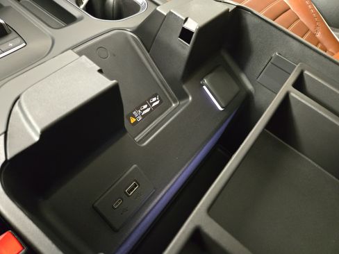 Used 2024 GMC Sierra 2500 Denali Ultimate image 30