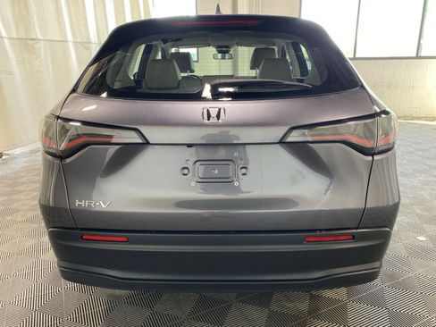 Used 2023 Honda HR-V LX image 6