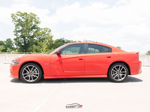 Used 2023 Dodge Charger R/T RWD image 4