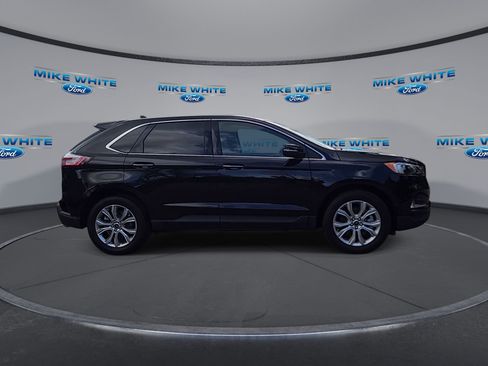 Certified 2024 Ford Edge Titanium w/ Cold Weather Package AWD/4WD image 9