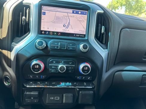 Used 2019 GMC Sierra 1500 SLT AWD/4WD image 15