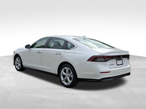Used 2024 Honda Accord LX image 4