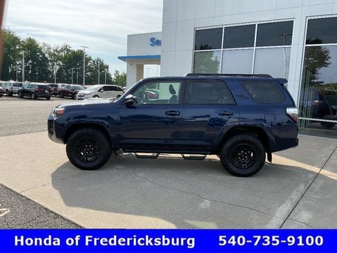 Used 2022 Toyota 4Runner TRD Off-Road Premium w/ Moonroof Package AWD/4WD image 3
