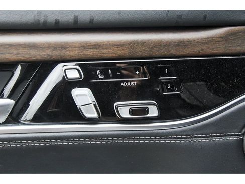 Used 2023 Jeep Grand Wagoneer 4WD image 25