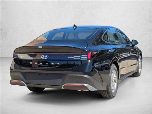 New 2026 Hyundai Sonata SE image 2