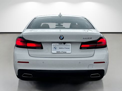 Used 2023 BMW 530i w/ Premium Package RWD image 4